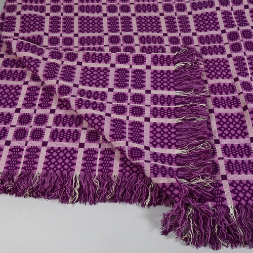 542 - A traditional Welsh tapestry blanket, with reversible pattern and tassle fringe, 225 x 150cm