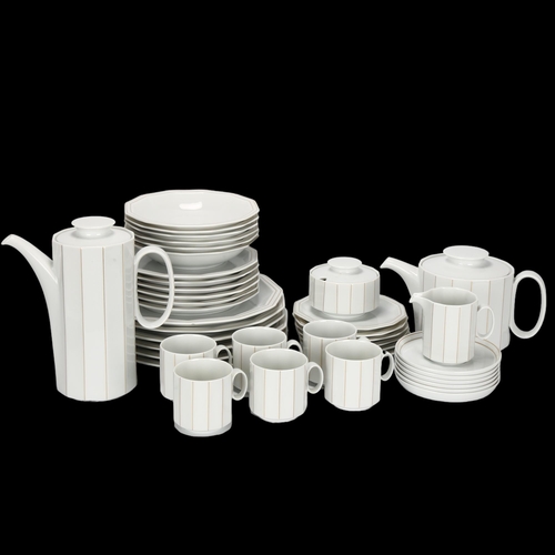 408 - Tapio Wirkkala for Rosenthal Studio Line, a six person Polygon service, 40 pieces