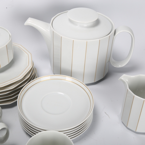 408 - Tapio Wirkkala for Rosenthal Studio Line, a six person Polygon service, 40 pieces