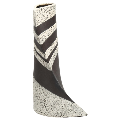 464 - Keith Booth, studio pottery sail form vase, volcanic glaze on basalt, signed to base, height 31cm