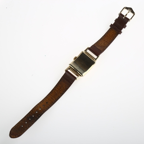 1025 - WALTHAM - an American 10k gold filled Premier doctor's mechanical wristwatch, circa 1940s, silvered ... 