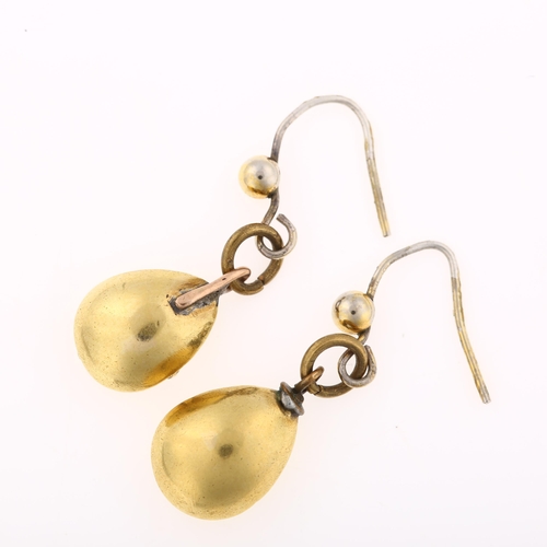 1106 - A pair of Stuart crystal drop earrings, late 17th/early 18th century, each of pear form with unmarke... 