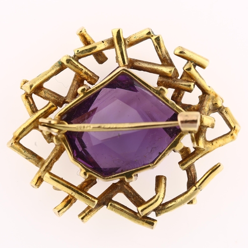 1164 - A 1970s 9ct gold and amethyst abstract bird nest brooch, with naturalistic bark design, maker's mark... 