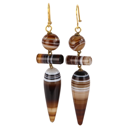 1182 - A pair of Victorian banded agate drop earrings with 9ct gold shepherd hook fittings, earring height ... 