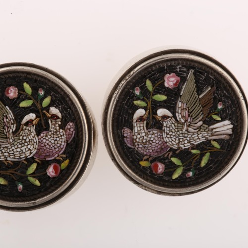 1204 - A pair of Italian Grand Tour micro-mosaic doves dress studs, diameter 20.1mm, 12g