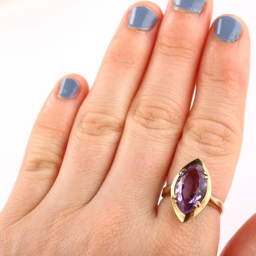 1309 - A mid-20th century 9ct gold amethyst dress ring, set with marquise-cut amethyst, hallmarks Birmingha... 