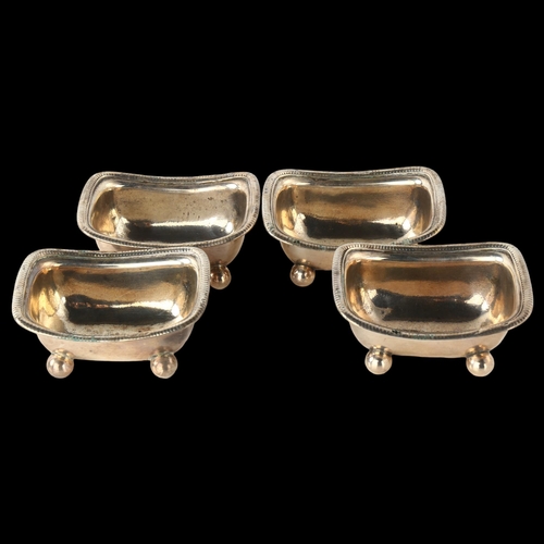 1527 - A set of 4 George III silver table salt cellars, bulbous form, with but feet and gadrooned rim, by D... 