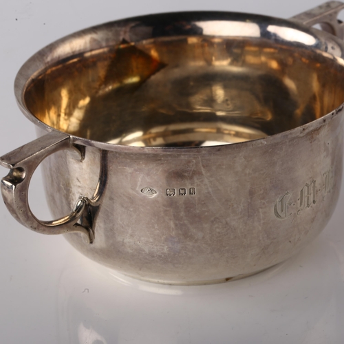 1534 - A George V silver 2-handled porringer, by Adie Brothers Ltd, hallmarks London 1923, diameter includi... 