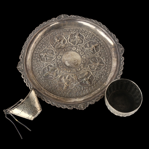 1552 - Various Eastern silver, including circular tray etc, diameter 20cm, 7.7oz total (3)