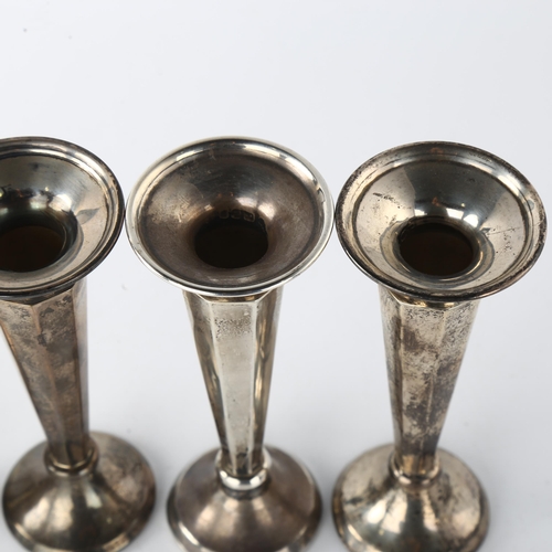 1557 - A set of 4 George V silver trumpet bud vases, by Charles Edwards, hallmarks London 1916, height 13cm... 