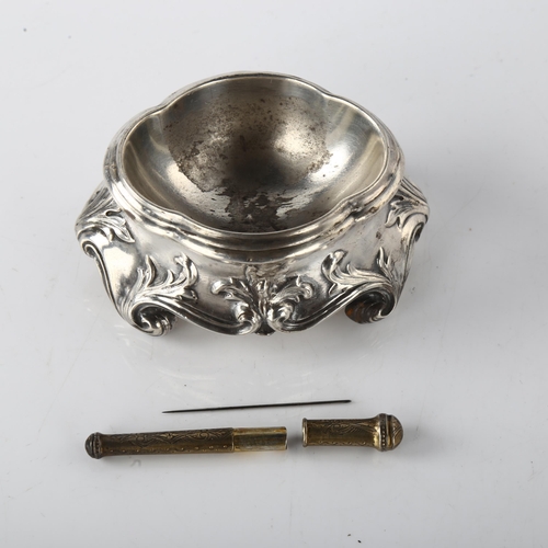 1571 - An Art Nouveau French silver table salt cellar, with relief embossed foliate decoration, by Lafiloli... 