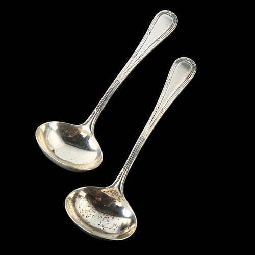 1576 - A pair of George V silver sauce ladles, by James Dixon & Sons Ltd, hallmarks Sheffield 1929, length ... 