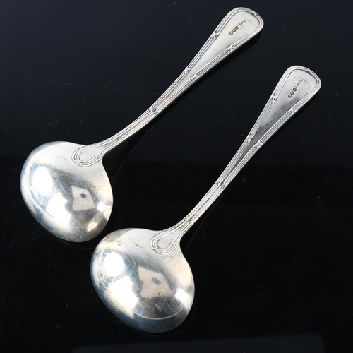 1576 - A pair of George V silver sauce ladles, by James Dixon & Sons Ltd, hallmarks Sheffield 1929, length ... 