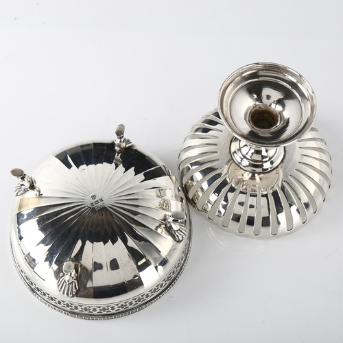 1577 - 2 silver bon bon dishes, including 1908 example, largest diameter 10cm, 5oz total (2)