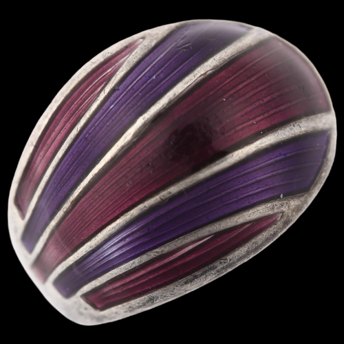 1386 - DAVID ANDERSEN - a Norwegian modernist sterling silver and purple enamel ring, setting height 14.6mm... 