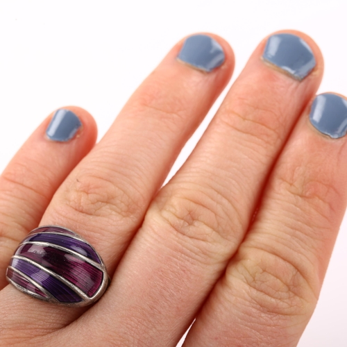 1386 - DAVID ANDERSEN - a Norwegian modernist sterling silver and purple enamel ring, setting height 14.6mm... 