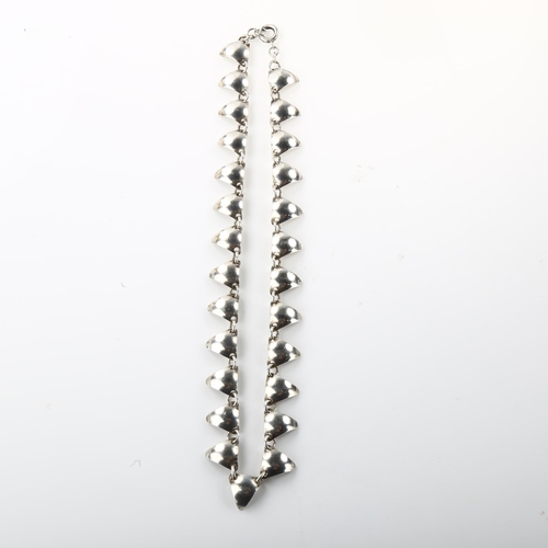 1393 - CHRISTIAN VEILSKOV - a Danish modernist silver fringe necklace, convex triangular links, necklace le... 