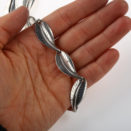 1436 - HERMANN SIERSBOL - a Danish modernist sterling silver leaf panel necklace, length 40cm, 20.1g