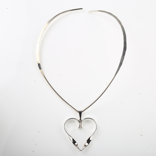 1457 - S V GLYMERRS - a Danish modernist sterling silver openwork heart pendant necklace, on Norwegian silv... 