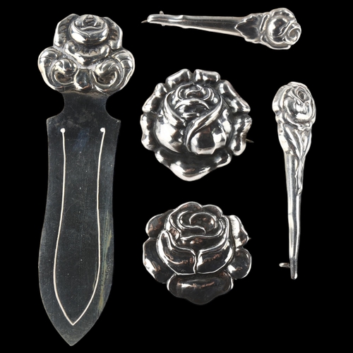 1458 - A Danish Art Nouveau silver rose jewellery set, comprising 4 brooches and 1 bookmark, bookmark lengt... 