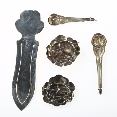 1458 - A Danish Art Nouveau silver rose jewellery set, comprising 4 brooches and 1 bookmark, bookmark lengt... 