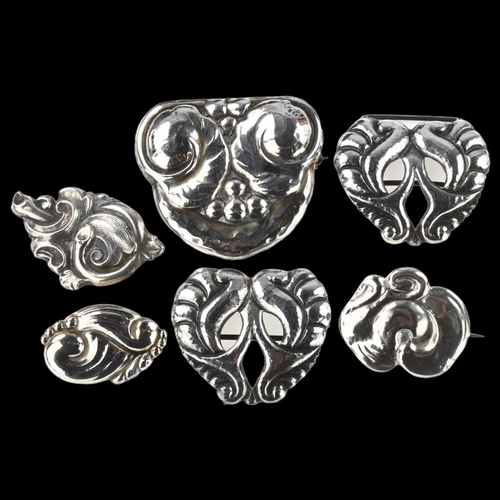 1466 - Various Art Nouveau Danish silver jewellery, comprising 4 x brooches, and 1 x buckle, largest brooch... 