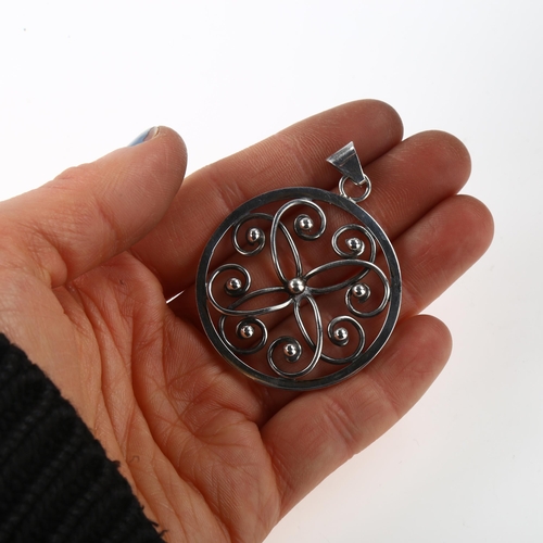 1471 - 4 Danish Art Nouveau silver pendants, including cross examples, largest height 67.2mm, 26.4g total (... 