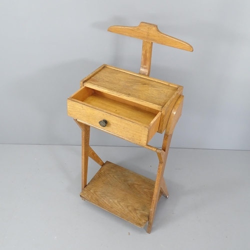 2040 - A mid-century stained oak valet stand with drawer. Height 110cm