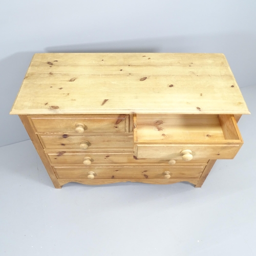 2138 - A Pine chest of 2 short and 3 long drawers. 103x86x49cm.