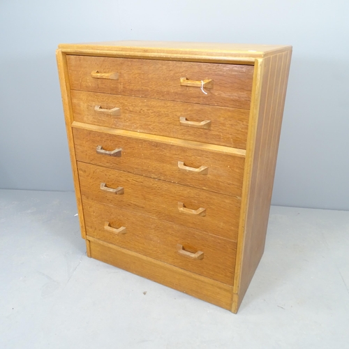 2501 - A mid-century G-plan chest of five drawers, with maker's label. 77x98x46cm.