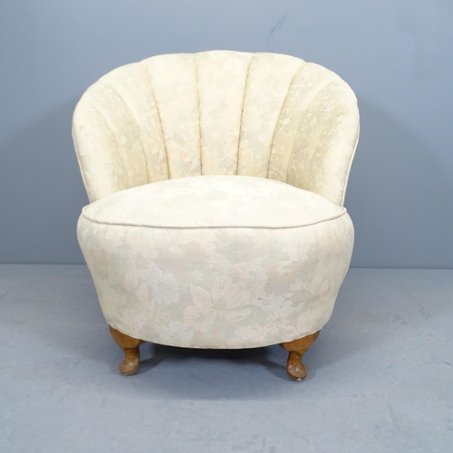 2532 - A shell design tub chair, raised on walnut cabriole legs.