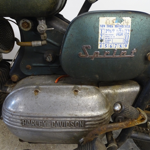 2590 - A Harley-Davidson Sprint 250 CC motorcycle, for restoration. License Plate : 772 XVX.