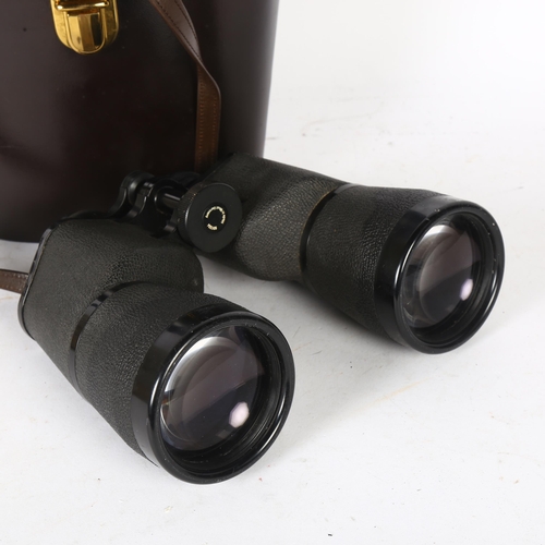 236 - CARL ZEISS - a pair of Carl Zeiss 15x60 Vintage binoculars, serial no. 931324, with original carry c... 