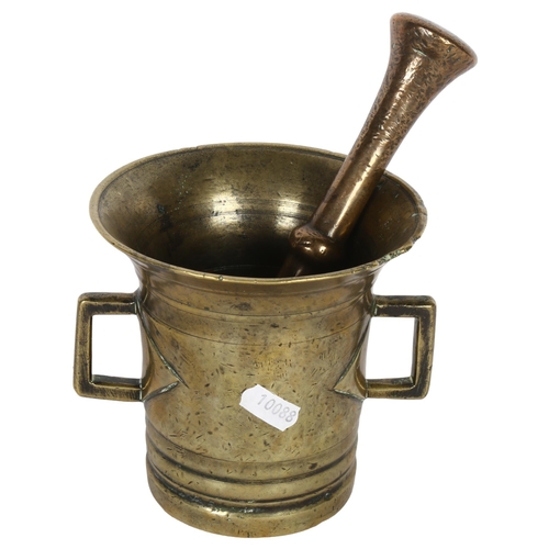 467 - An early 2-handled bronze pestle and mortar, H13cm