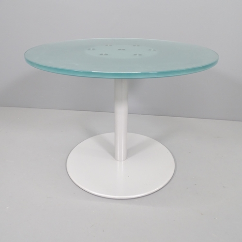 2217 - A contemporary design frosted glass coffee table with steel pedestal base. 60x45cm