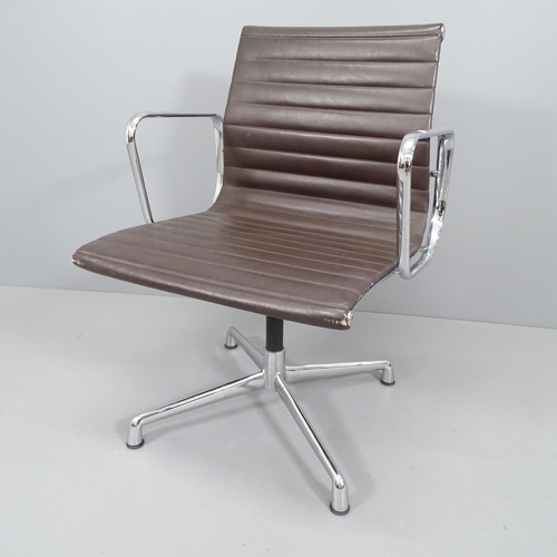 2221 - An Eames style swivel office desk chair.