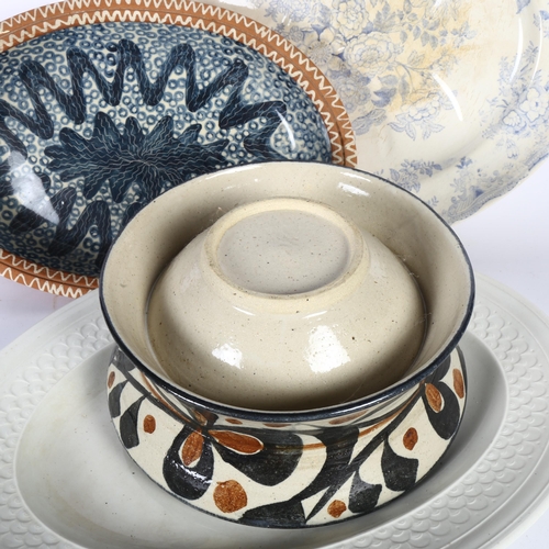 520 - Victorian Asiatic pheasants meat dish, 2 serving dishes, and a bowl with painted decoration, 26.5cm