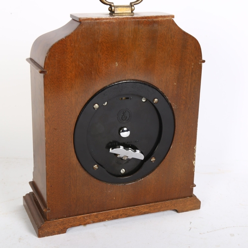 582 - A mantel clock by Hardy Brothers, with French escapement movement, height overall 24cm