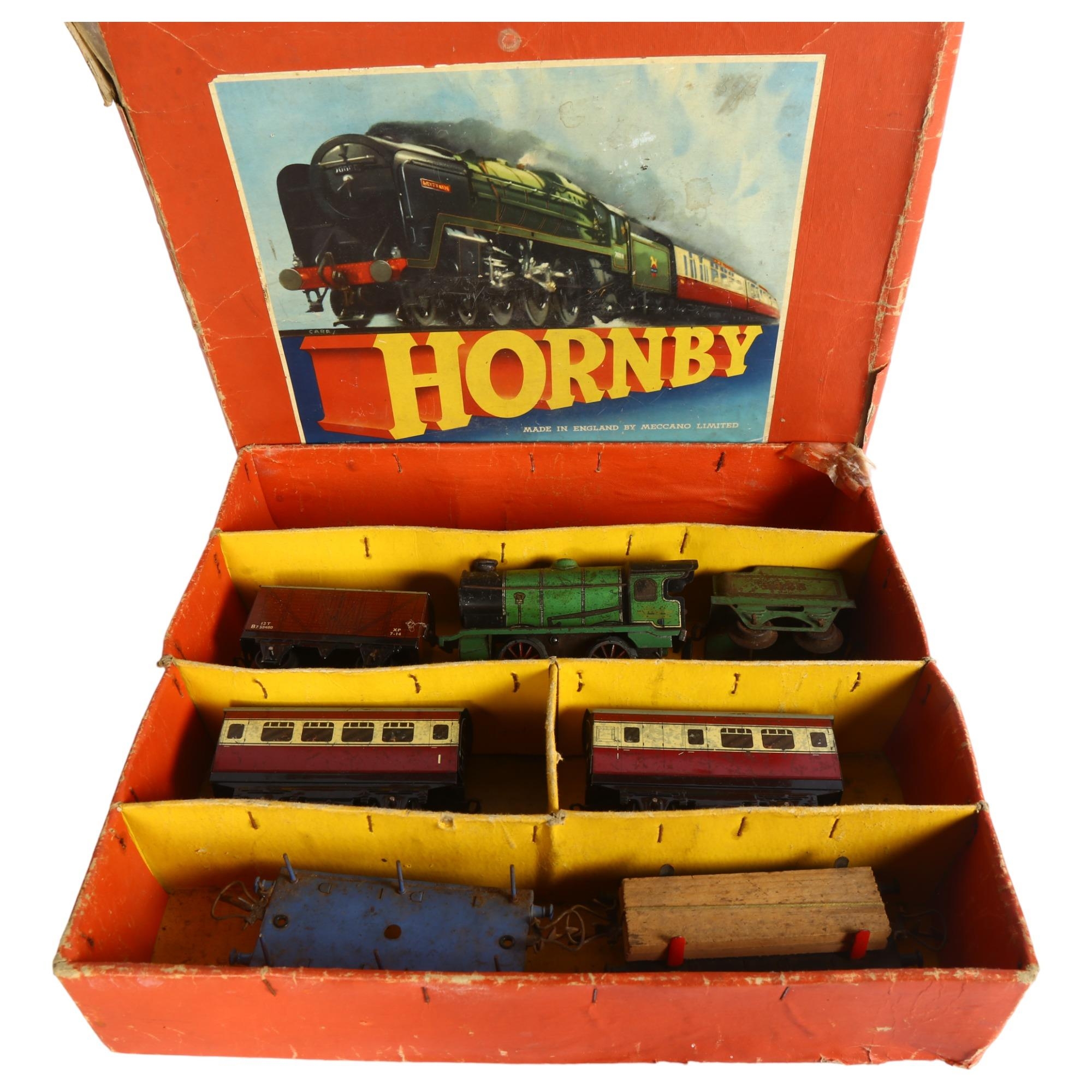 hornby o gauge clockwork train sets