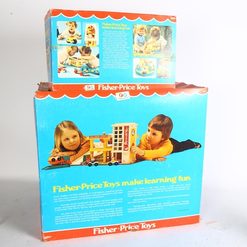 767 - FISHER PRICE TOYS - a Play Family action garage, in original box, appears to be missing 3 figures fr... 