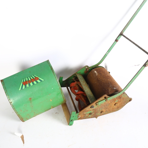 768 - A Vintage 1950s Webb miniature lawn mower, including grass bucket, height to handles 52cm