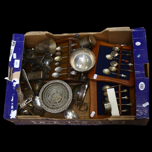 941 - Various plated collector's spoons, rose bowl, trumpet vase, cutlery etc (boxful)