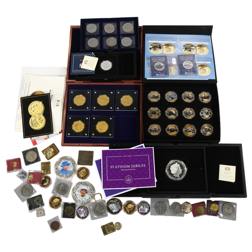 143 - A collection of modern commemorative coins