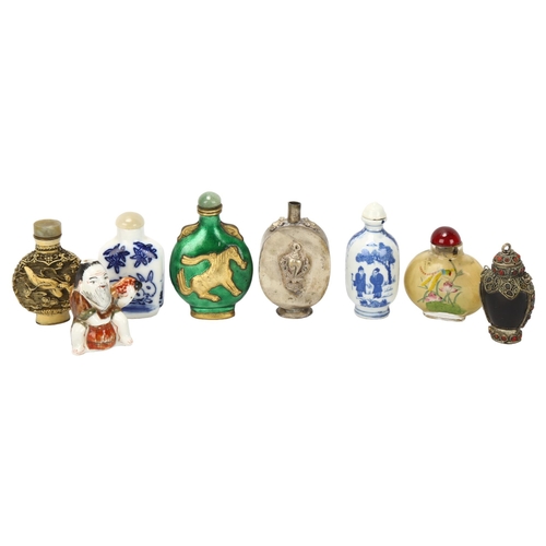 175 - A group of Chinese snuff bottles