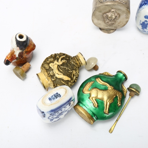 175 - A group of Chinese snuff bottles