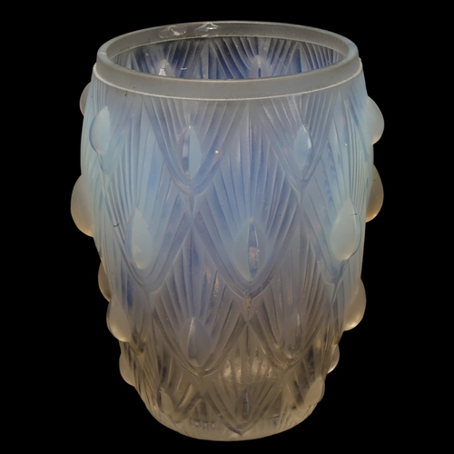 21 - Sabino moulded opalescent glass vase, circa 1920, height 19.5cm