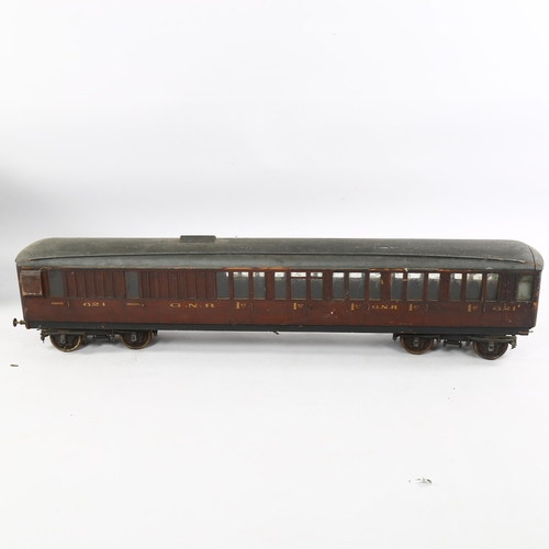 216 - A large scale First Great Northern rail carriage of wood construction, with metal under carriage, le... 