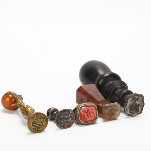 22 - 5 various 19th century seals, including 1 with turned wood handle, length 9cm (5)