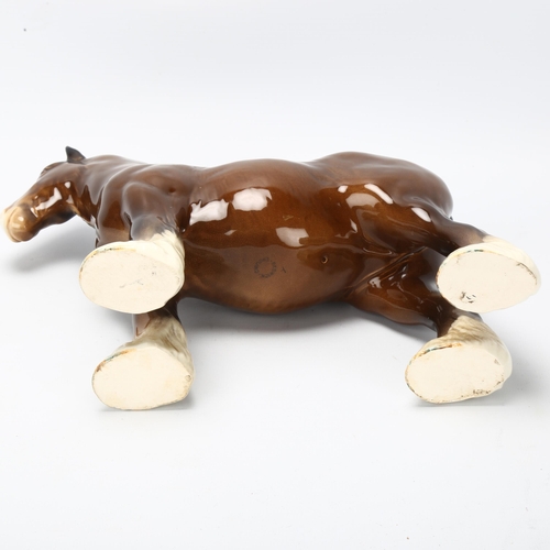 38 - BESWICK - Shire horse, height 21.5cm, length 25cm