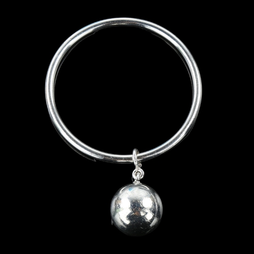 1305 - BOGH - a Danish modernist sterling silver ball and chain bangle, ball diameter 22.2mm, internal circ... 